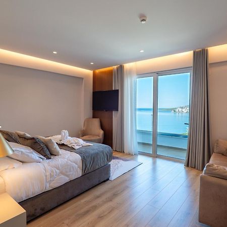 Hotel Oasis Sarandë Eksteriør bilde