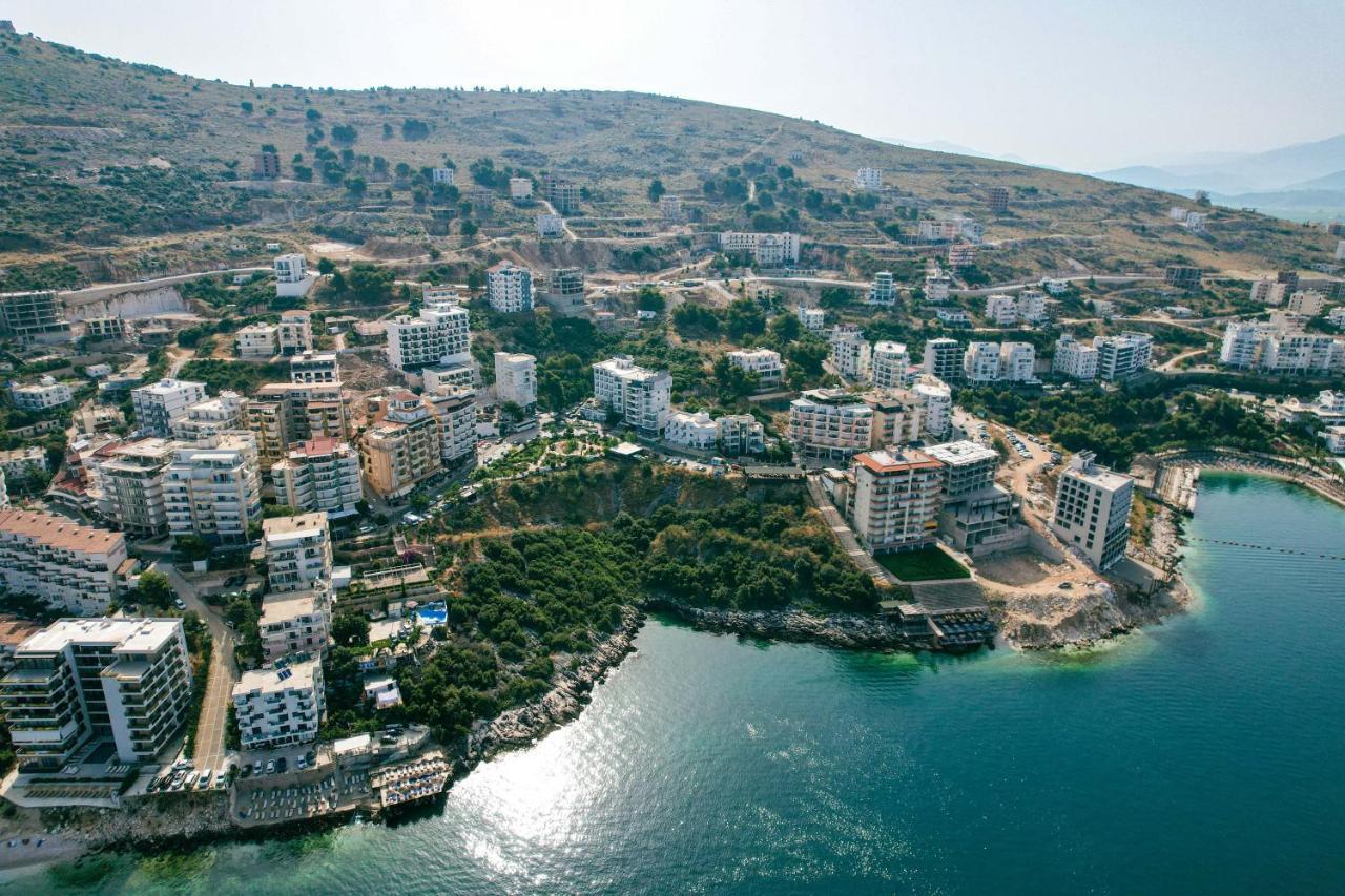 Hotel Oasis Sarandë Eksteriør bilde