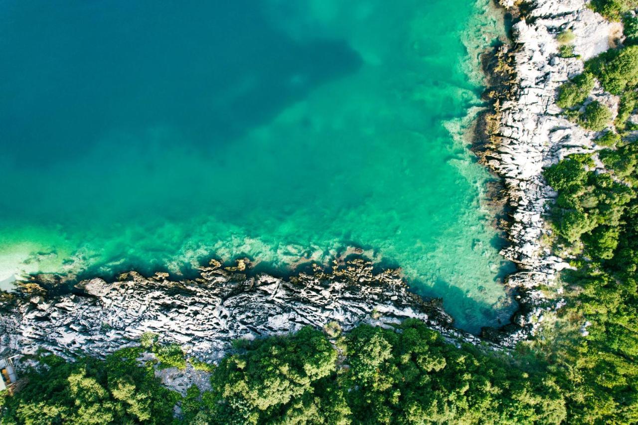 Hotel Oasis Sarandë Eksteriør bilde