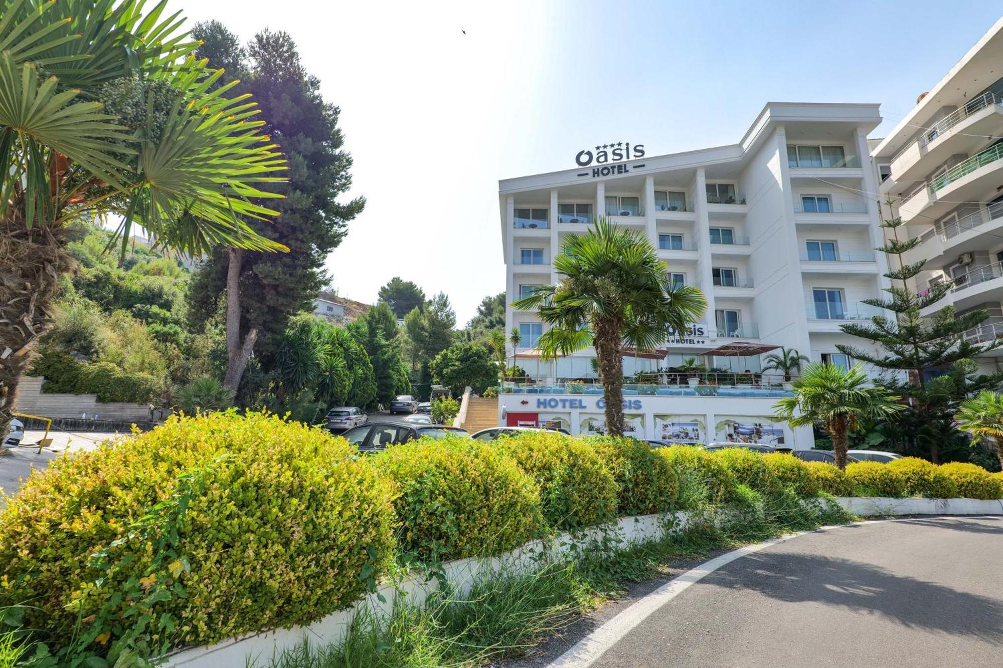 Hotel Oasis Sarandë Eksteriør bilde