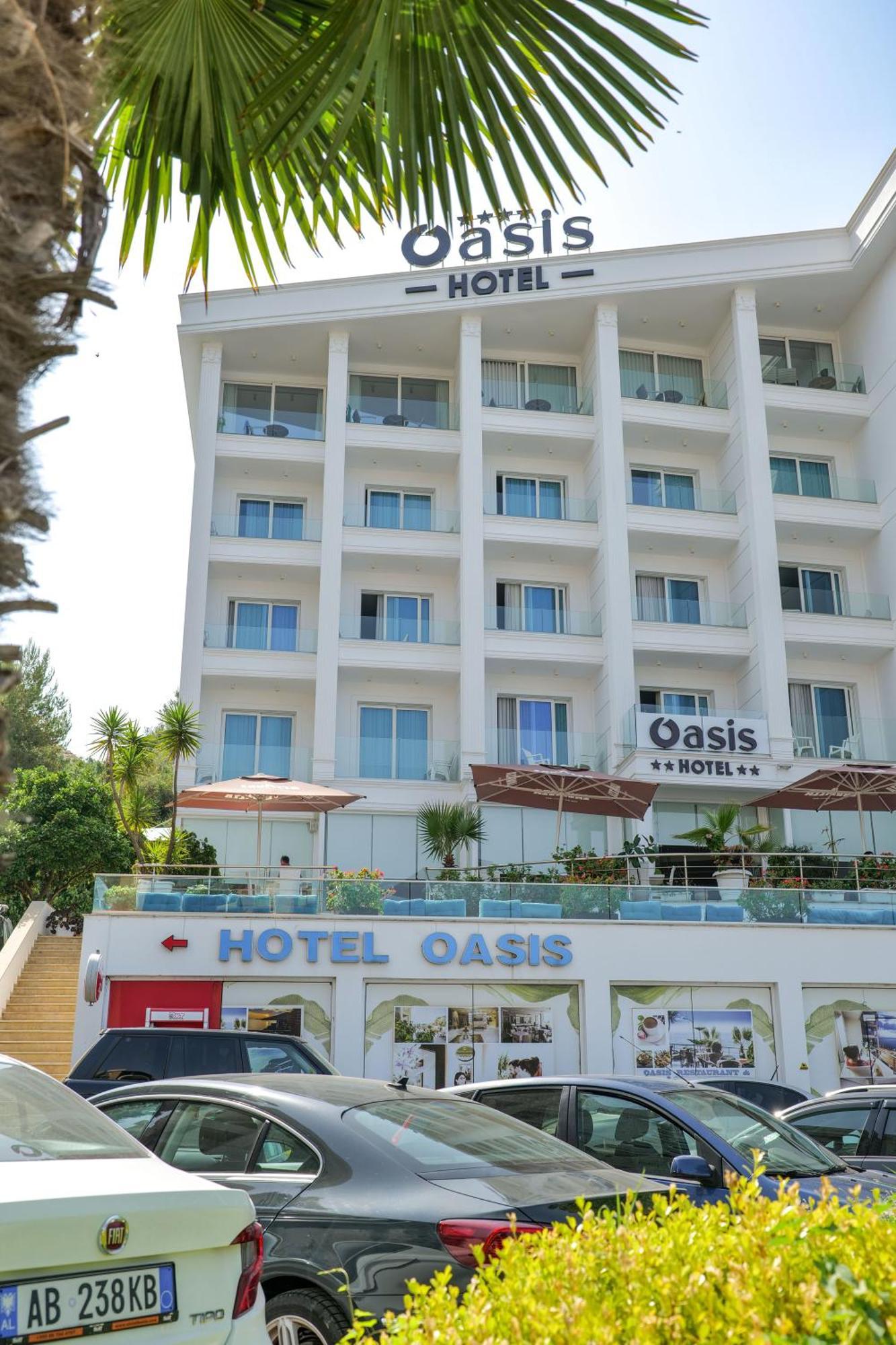 Hotel Oasis Sarandë Eksteriør bilde