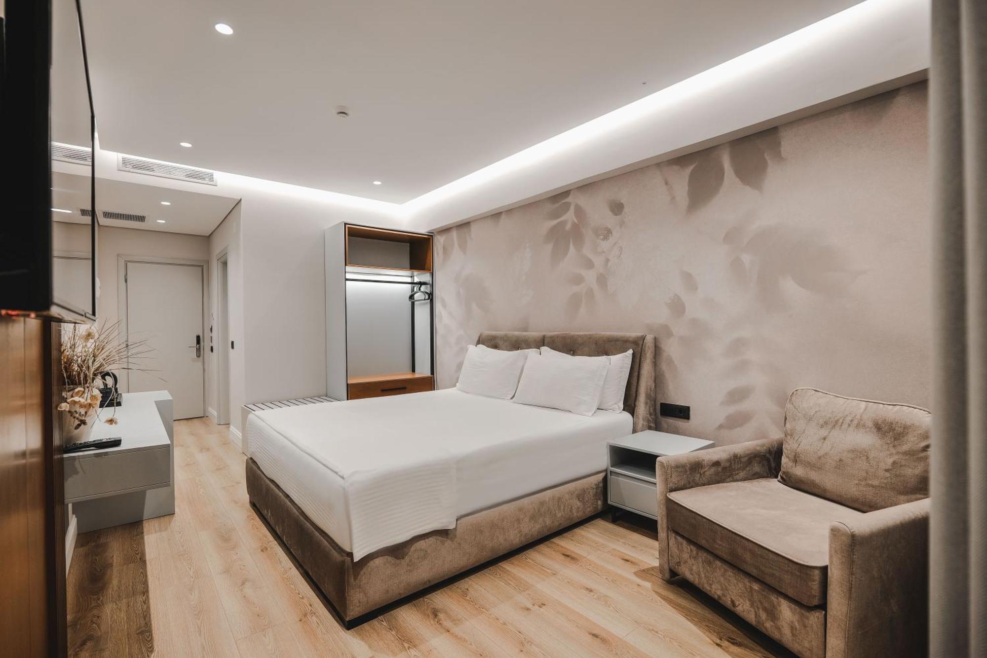 Hotel Oasis Sarandë Eksteriør bilde